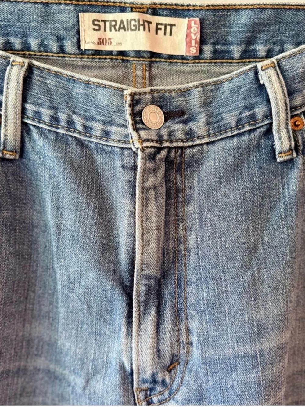 Levi's men's Jeans 505  Classic Straight Fit Light Blue Men's Jeans 36x32